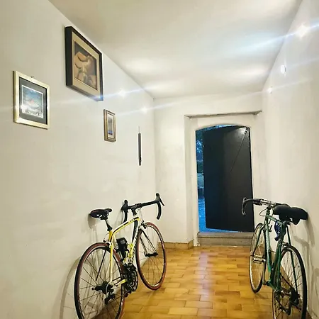 Ergira Bed & Breakfast 3*